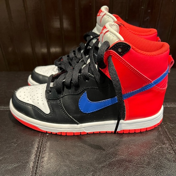 Youth Nike Dunk High Knicks - Picture 2 of 5